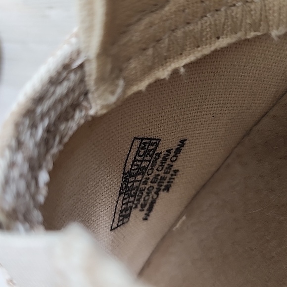 Toms beige cream wedge cork tapestry heel slipon sandal shoes 3.5" heel Size 8.5 - Picture 10 of 14